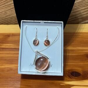 Tear Drop Pendant Necklace & Dangle Earrings Set New In Box Silver Tone 90's y2k